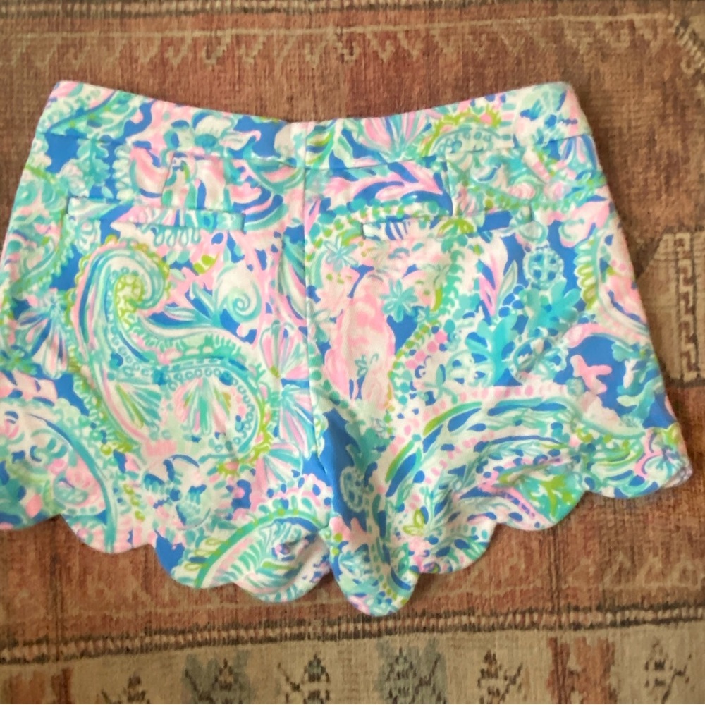LILLY PULITZER Scalloped shorts